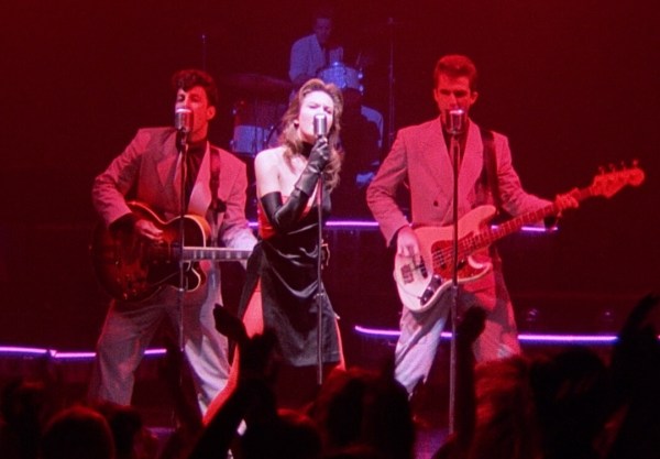 9F6AFB2D-E1DB-4F32-BA85-226E6630892E