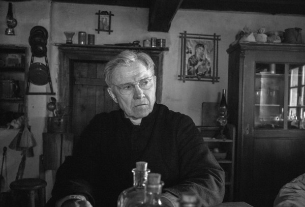 32664B52-A0F1-4D61-81D6-10E79254C25C